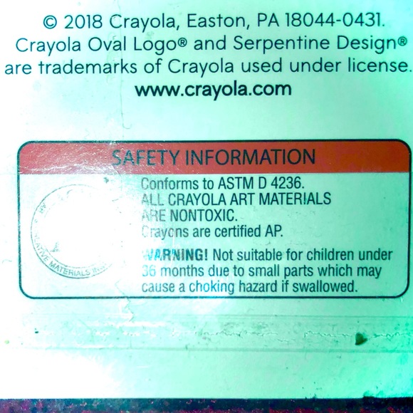 Hallmark Santa Letters with coloring sheets, envelopes, Crayons - Picture 14 of 16